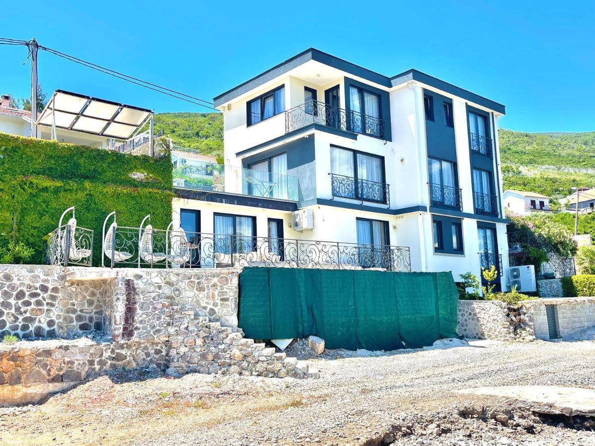 Beachfront Villa Pearl Of Adria Krasići 外观 照片
