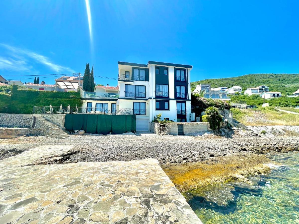 Beachfront Villa Pearl Of Adria Krasići 外观 照片